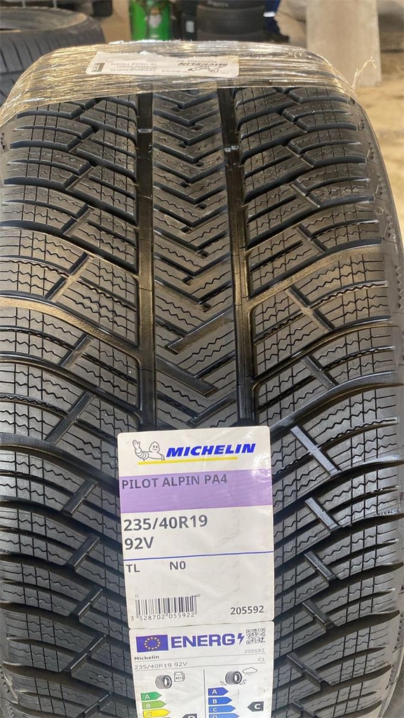 245/45R18 100V MICHELIN PILOT ALPIN PA4 XL * MOE ZP